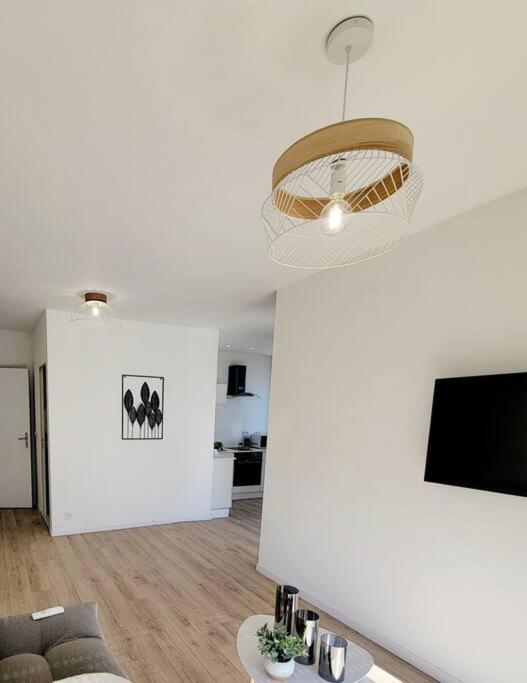 Superbe T2 Avec Parking Apartment Albi Bagian luar foto